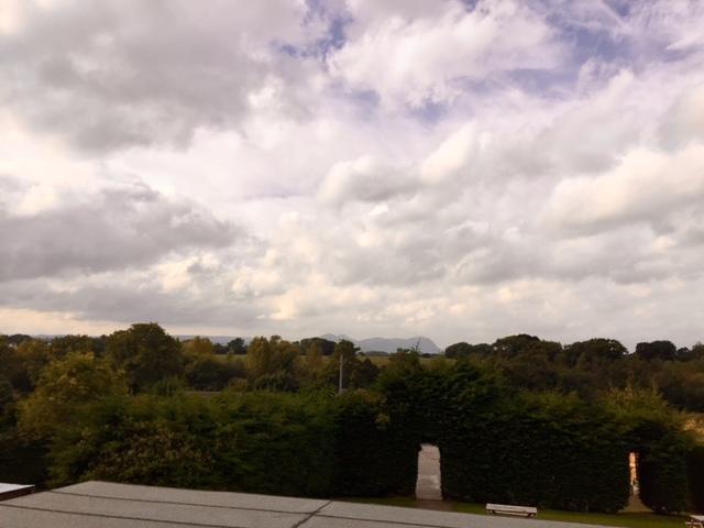NesscliffeThe Old Three Pigeons公寓 外观 照片